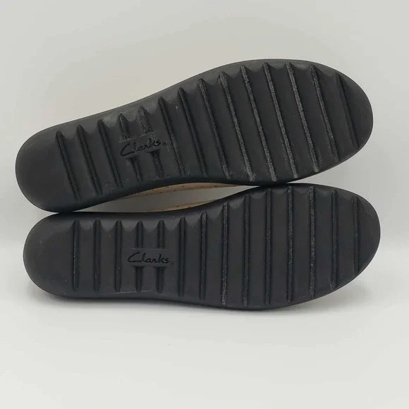 Clarks Medora Gemma Sand Tan Nubuck Leather Slip-On Perforated Shoes Size 9.5 M - Picture 7 of 9